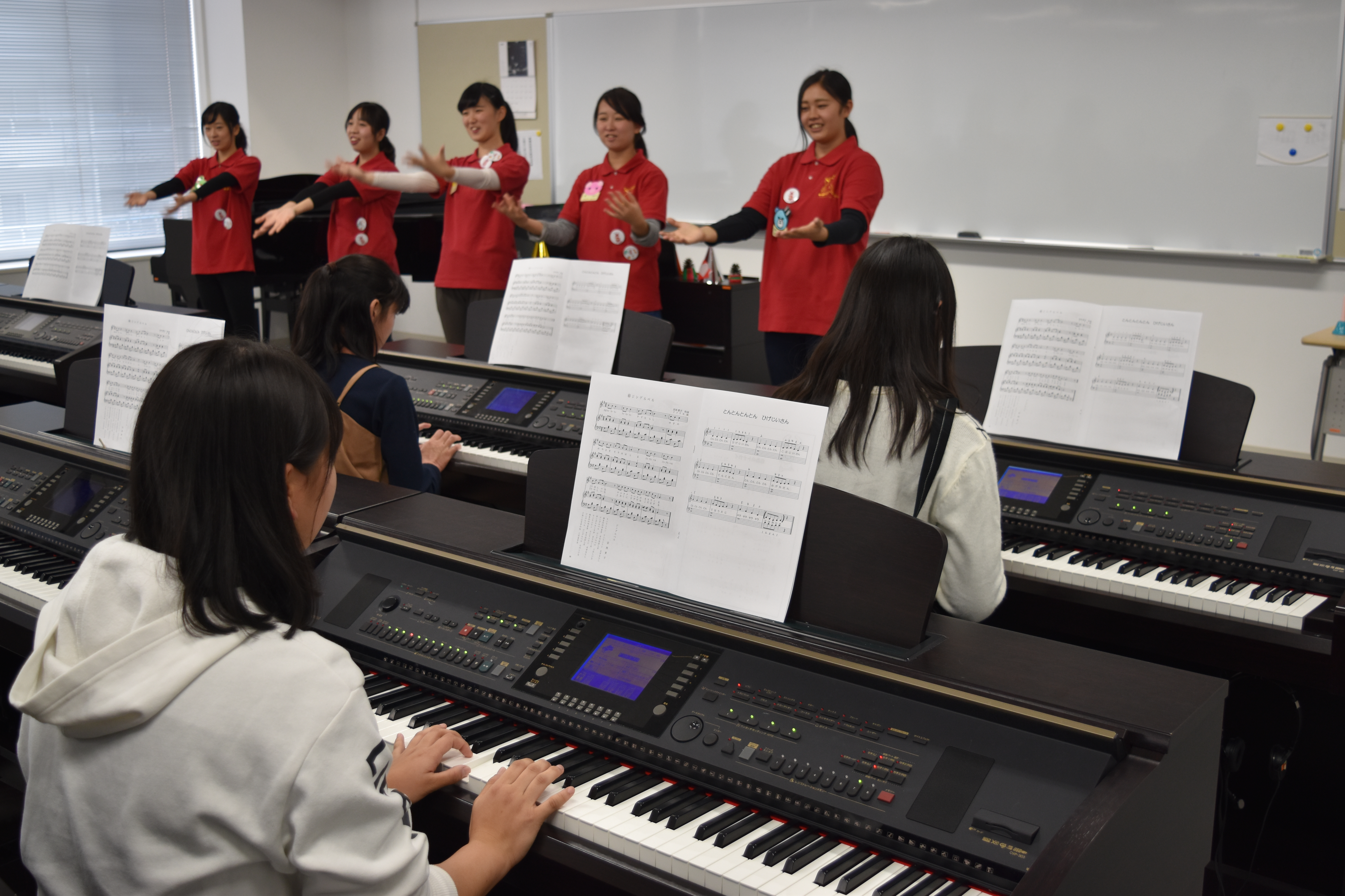 横浜保育福祉専門学校 体験入学 ~音楽って楽しい!ピアノ未経験者、大歓迎 音楽表現を楽しんじゃおう~