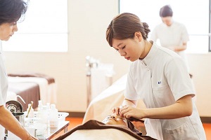 お茶の水はりきゅう専門学校 【美容鍼灸体験フェア開催!】美容鍼灸で効果を体験しよう!