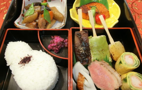 東京栄養食糧専門学校 【体験入学】秋の松花堂弁当 管理栄養士監修!松花堂弁当