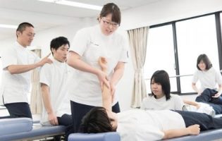 日本リハビリテーション専門学校 夜間部向け説明会