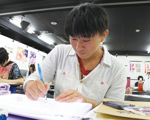 名古屋デザイン&テクノロジー専門学校 マンガ家・マンガアシスタント体験