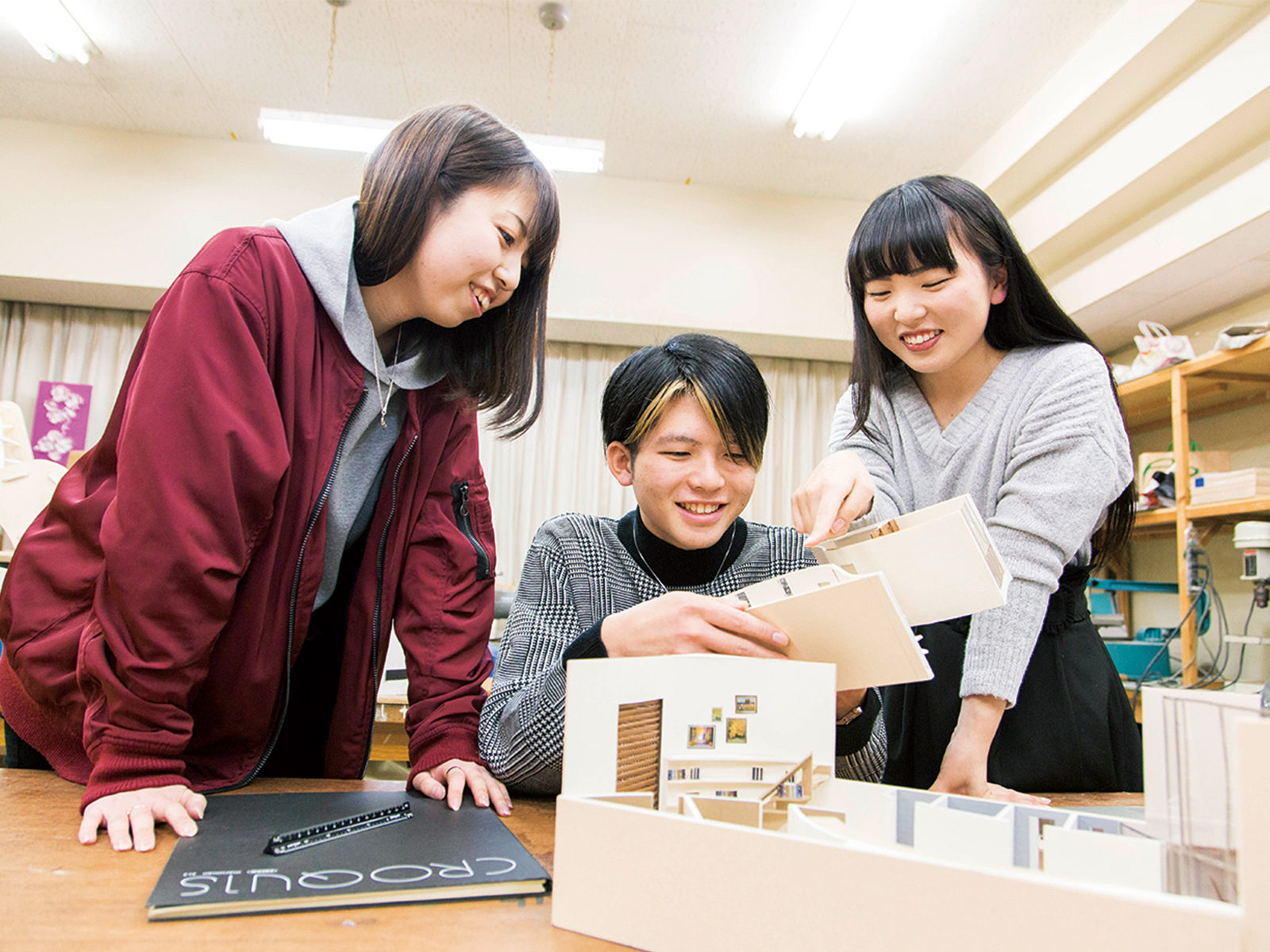 専門学校日本デザイナー学院 模型で学ぶ 住空間デザイン講座