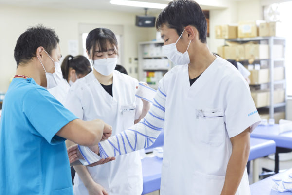 新宿医療専門学校 オープンキャンパス【柔道整復学科】