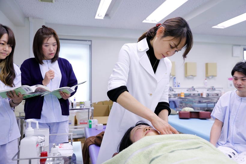 日本医専(旧校名:日本医学柔整鍼灸専門学校) ★美容鍼灸スペシャルイベント★