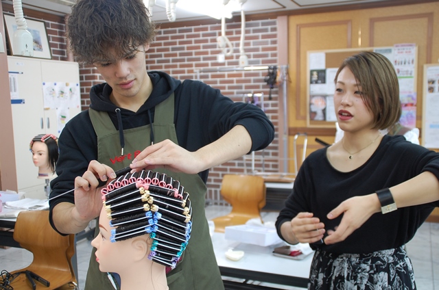 ヴェールルージュ美容専門学校 【1日体験Day】4menu♪