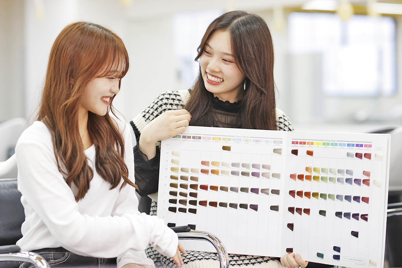 ヴェールルージュ美容専門学校 カラー or アイラッシュ＆まつ毛カール/3MENU