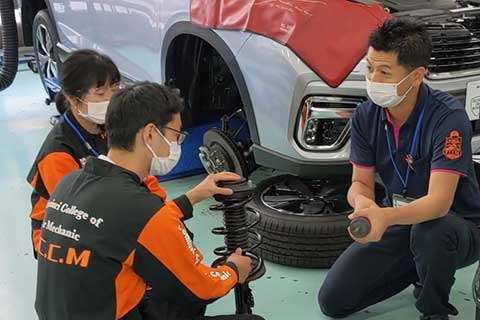 専門学校 読売自動車大学校 オープンキャンパス+実習体験