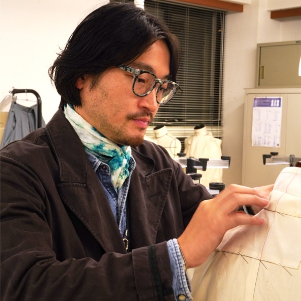 エスモード・東京校 【メンズ体験授業】メンズシャツの構造とデザインを知ろう！