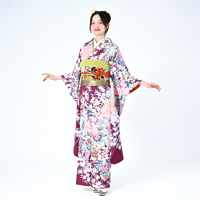 織田きもの専門学校 振袖着付け体験