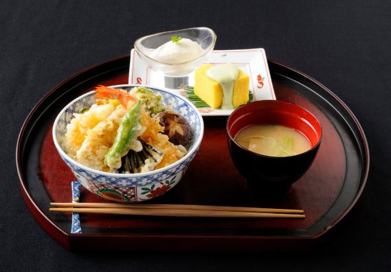 服部栄養専門学校 【AO入学特典あり】本格和食に挑戦!天丼