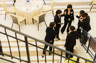 専門学校 福岡ビジョナリーアーツ【ウェディングプロデュース学科】 明日は結婚式!リハーサルをのぞき見☆