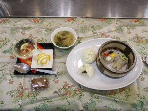 香川調理製菓専門学校 調理コース:点心に挑戦!「飾り餃子と焼売」