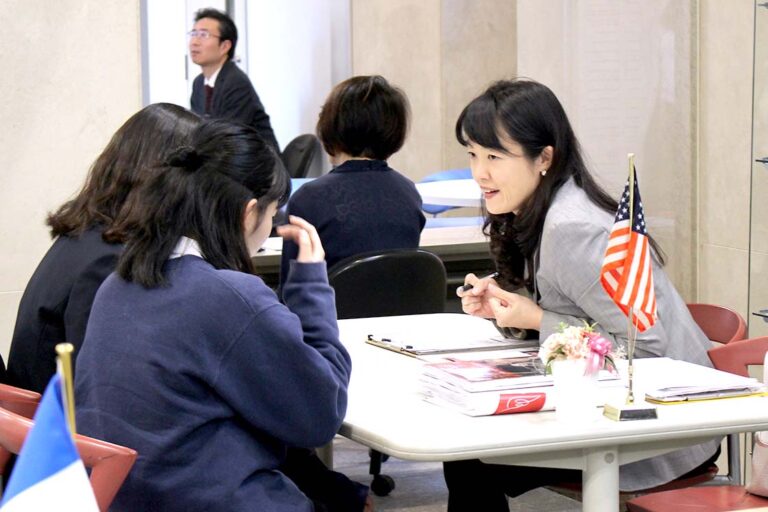 日本外国語専門学校 進路決定説明会